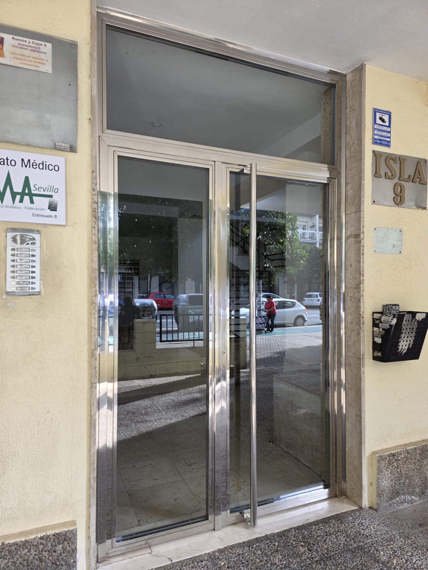 Puerta acero inoxidable · 7